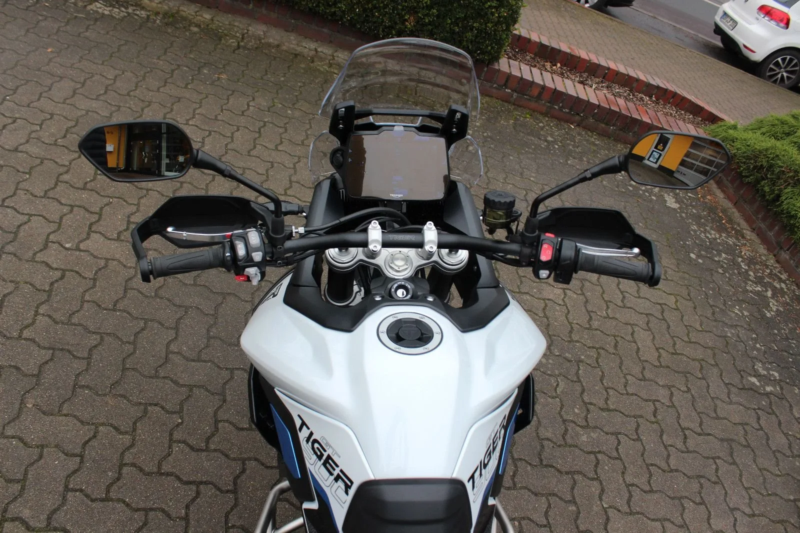 Triumph Tiger 900 Alpine Edition