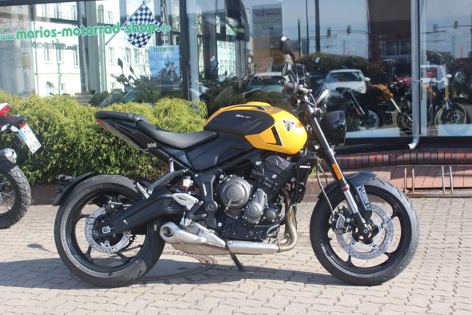 Triumph Trident 660