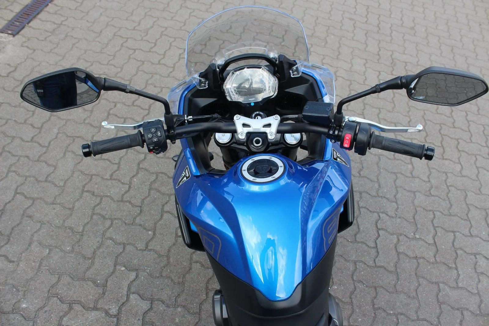 Triumph Tiger Sport 800