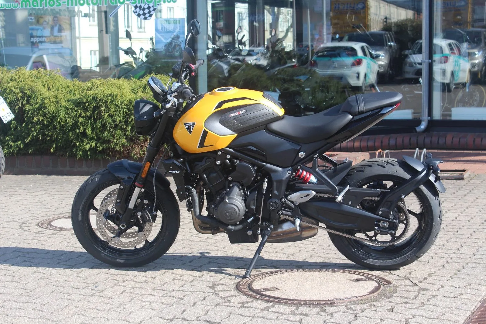 Triumph Trident 660