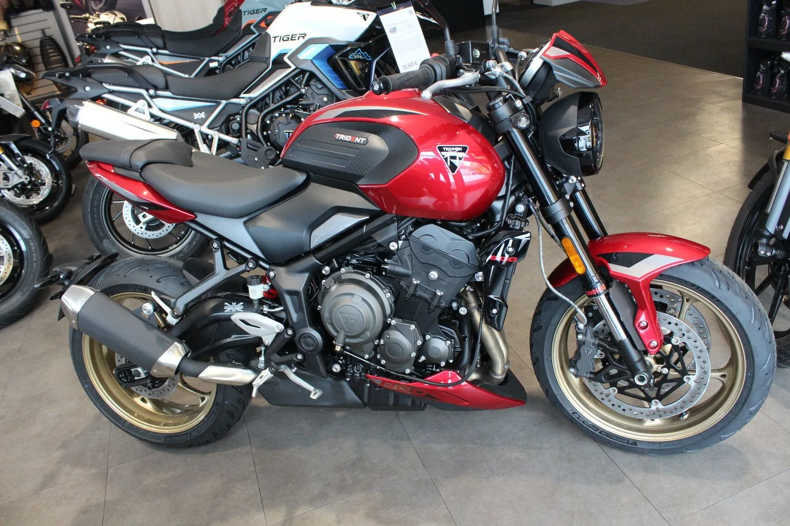 Triumph Trident 800