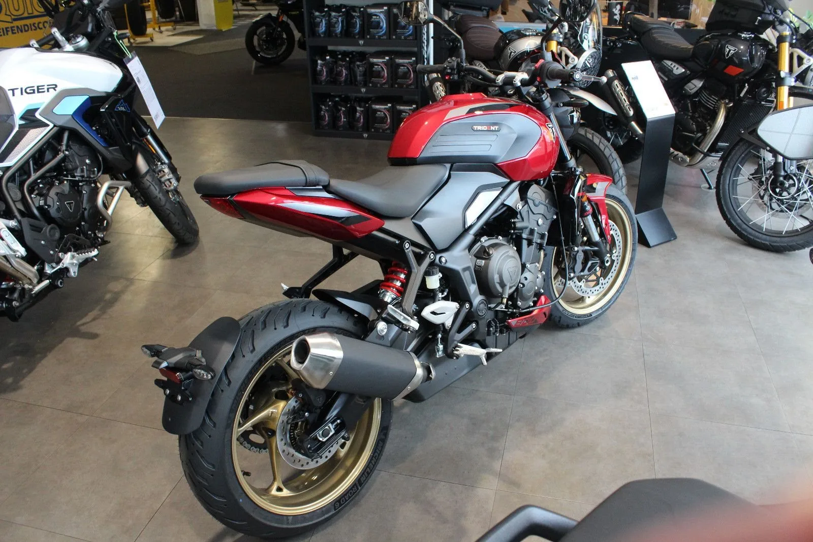 Triumph Trident 800