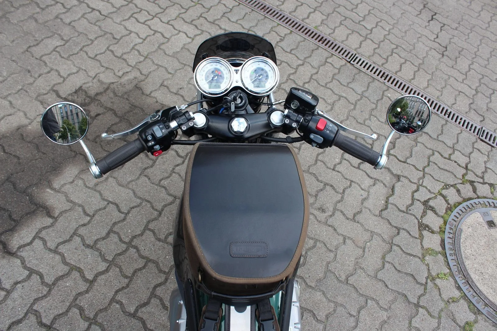 Triumph Thruxton 1200