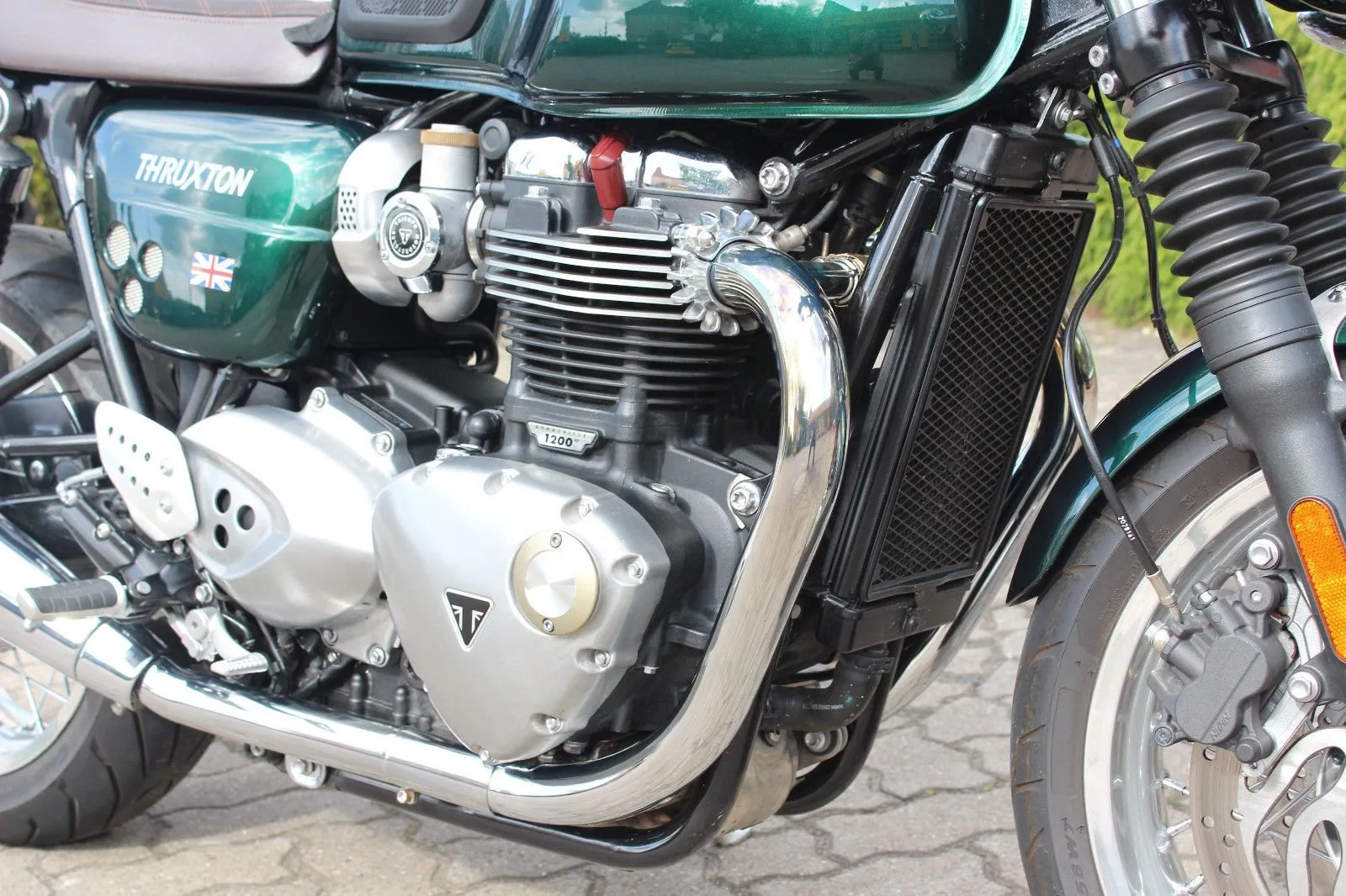 Triumph Thruxton 1200