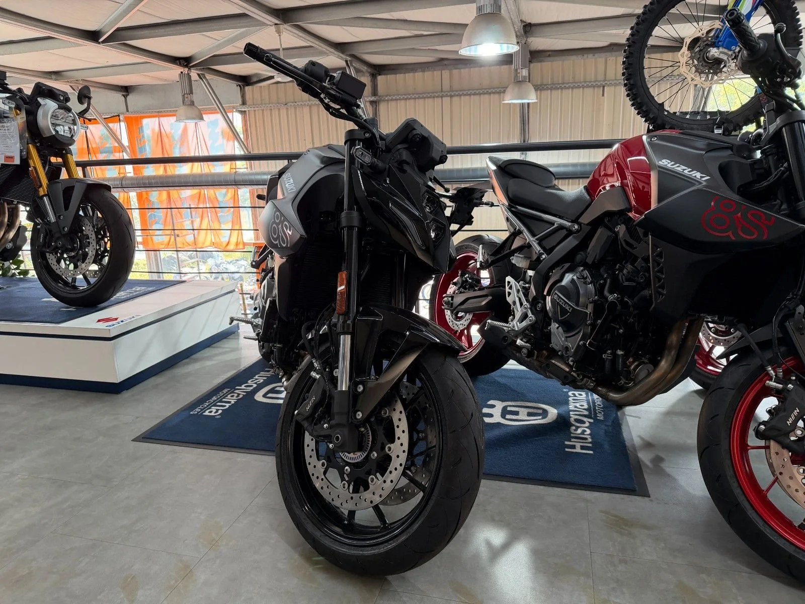Suzuki GSX-8S