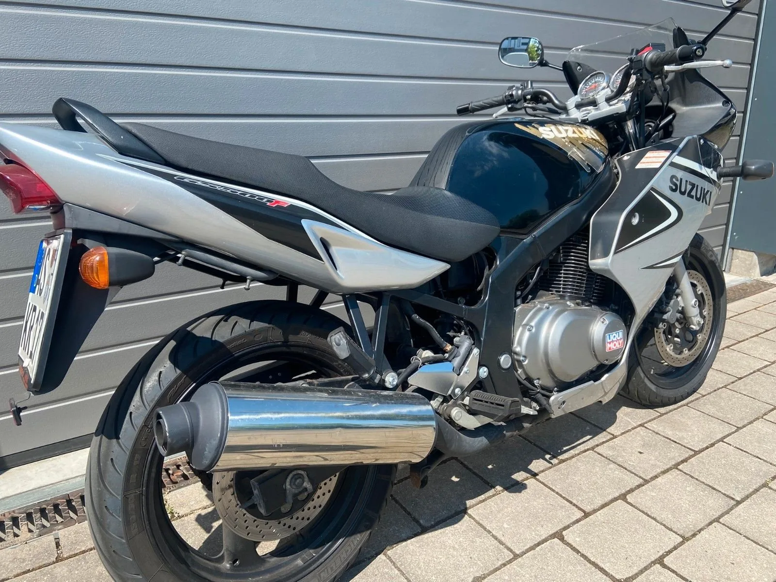 Suzuki GS 500F
