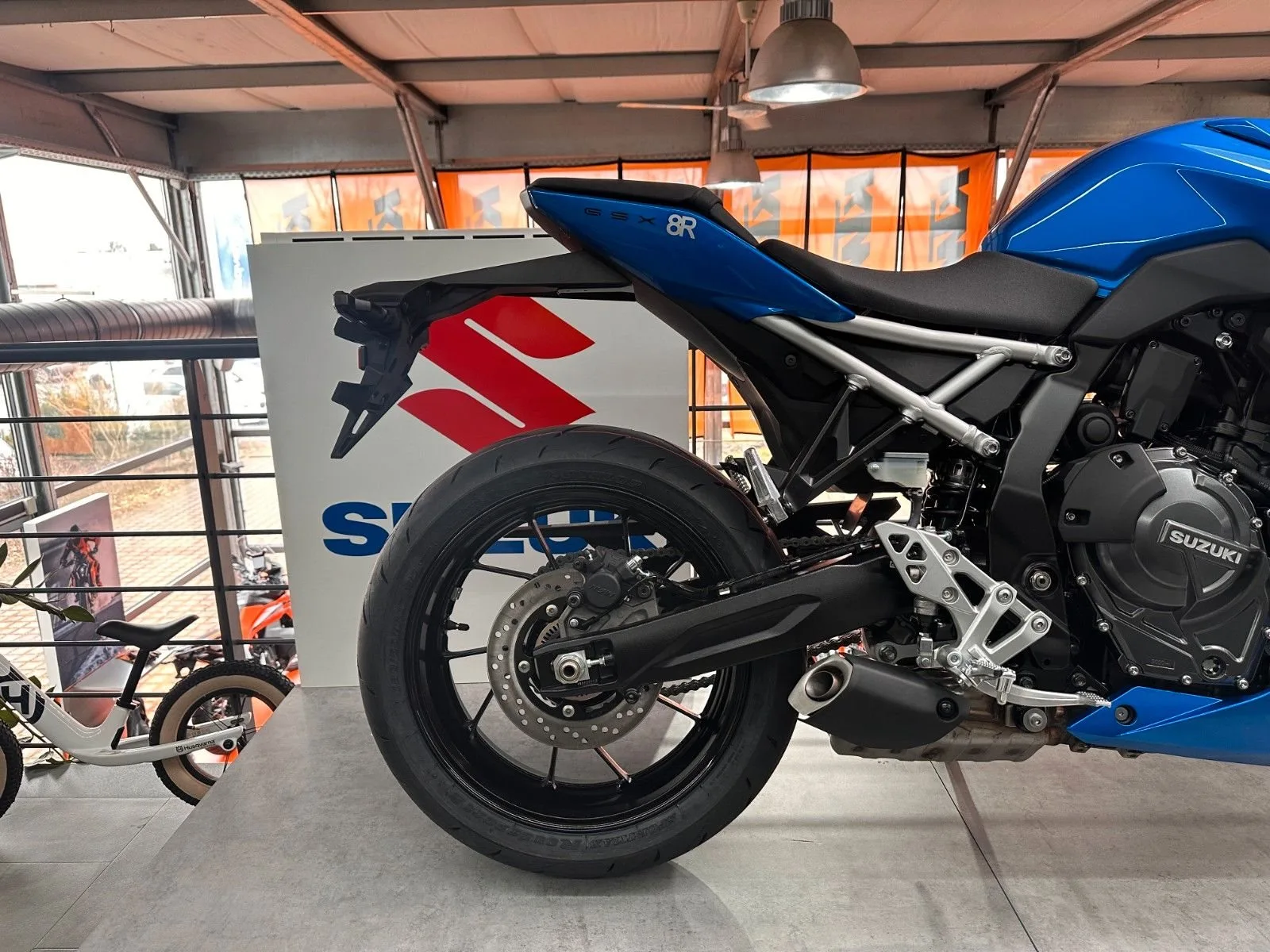 Suzuki GSX-8R