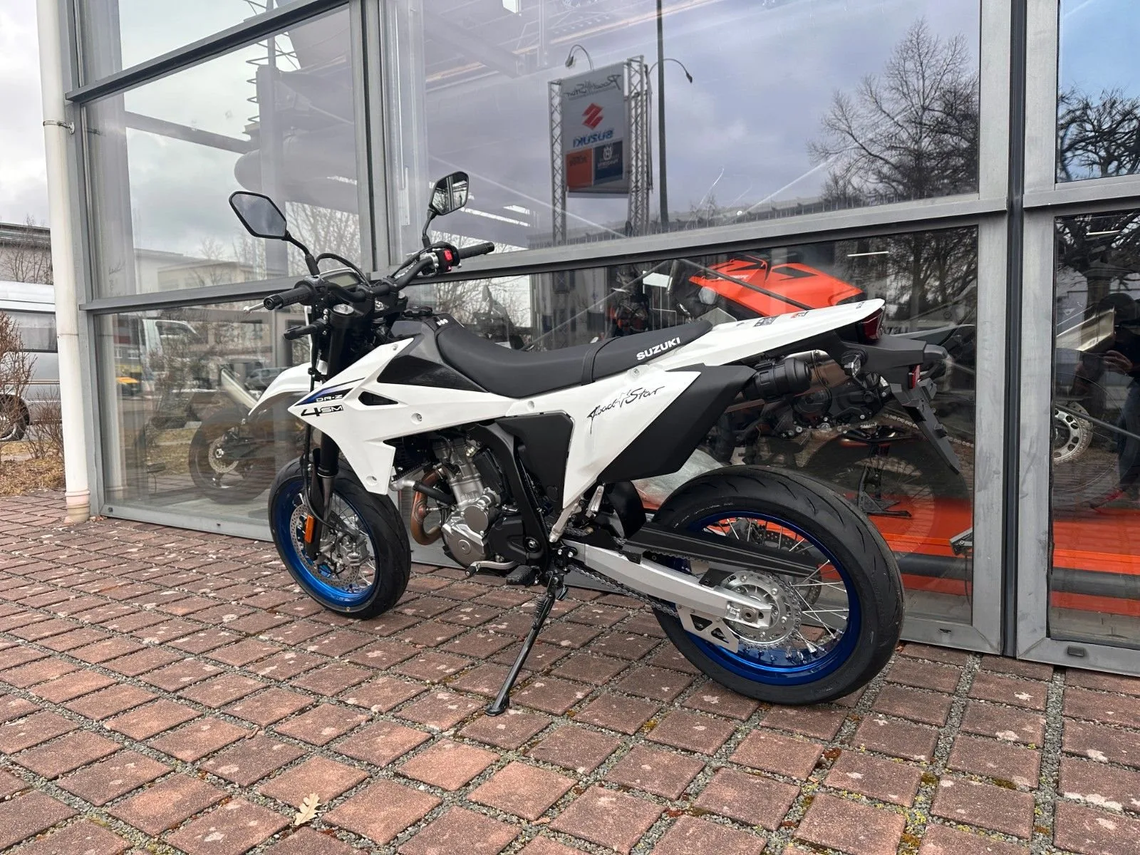 Suzuki DR-Z4SM