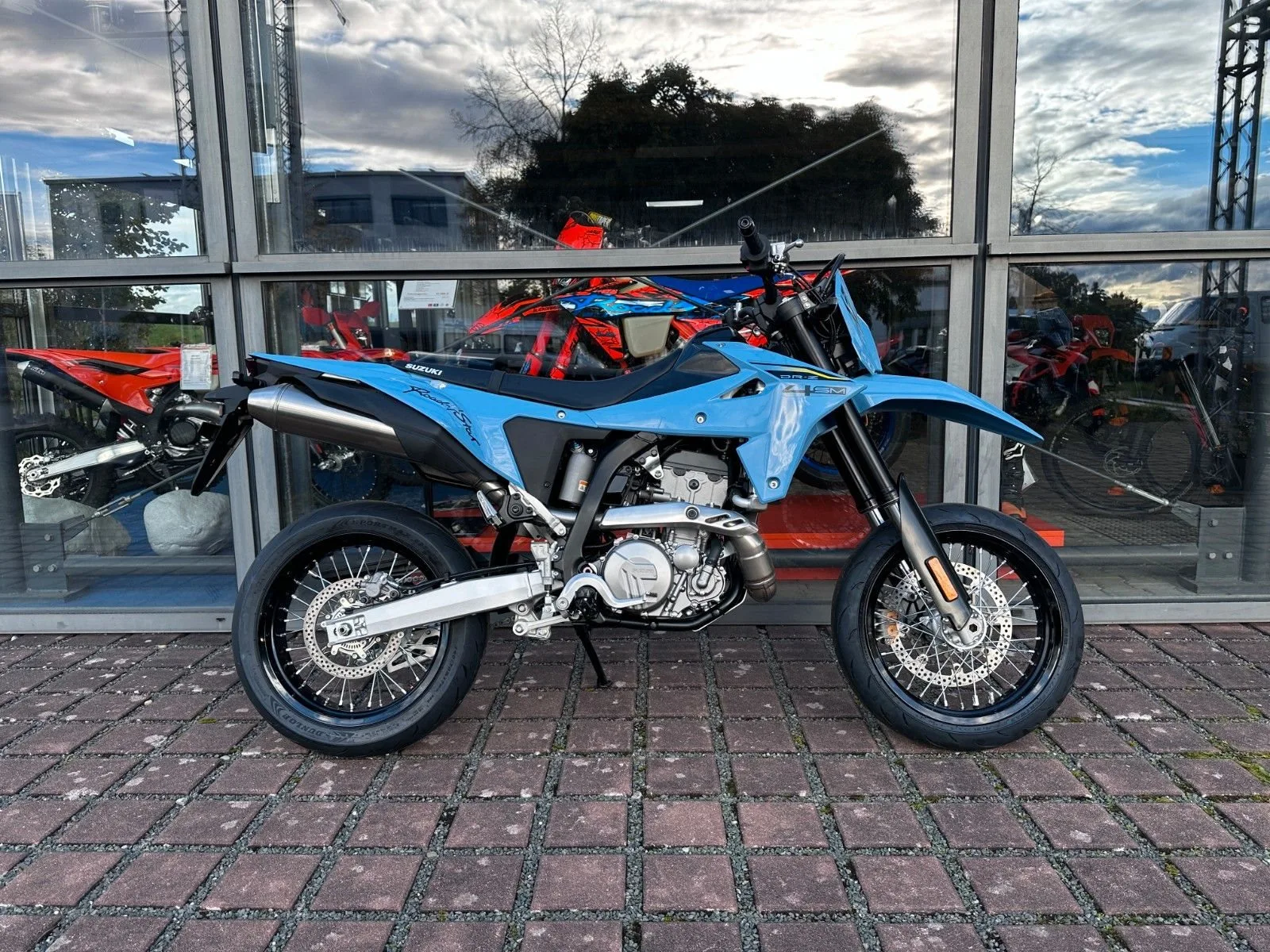 Suzuki DR-Z4SM