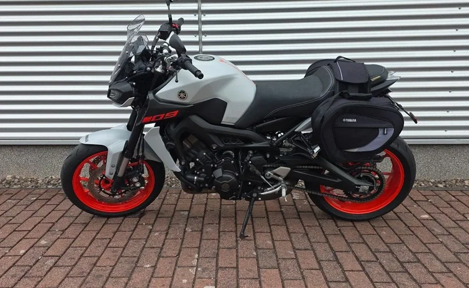 Yamaha MT-09