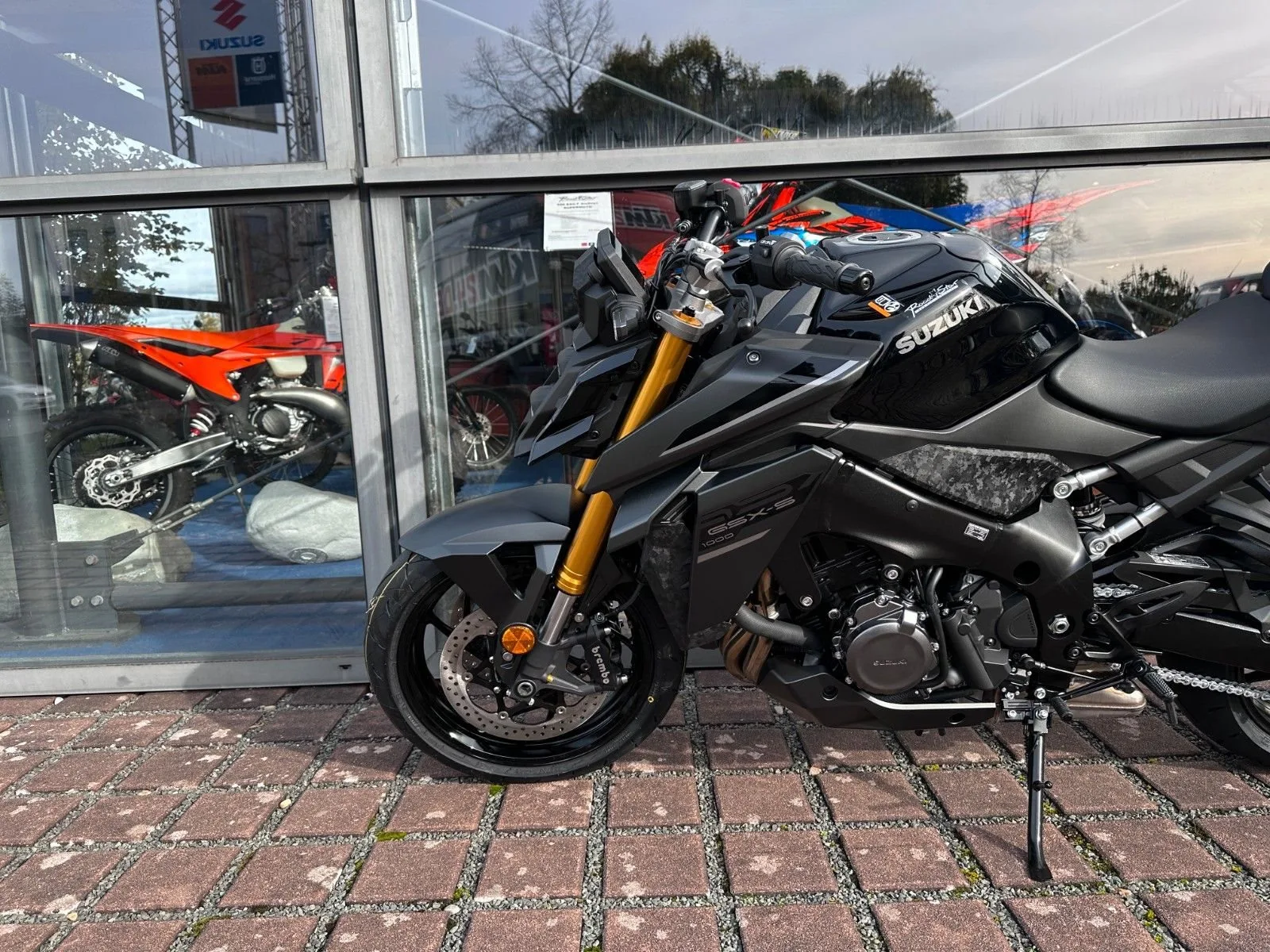 Suzuki GSX-S1000