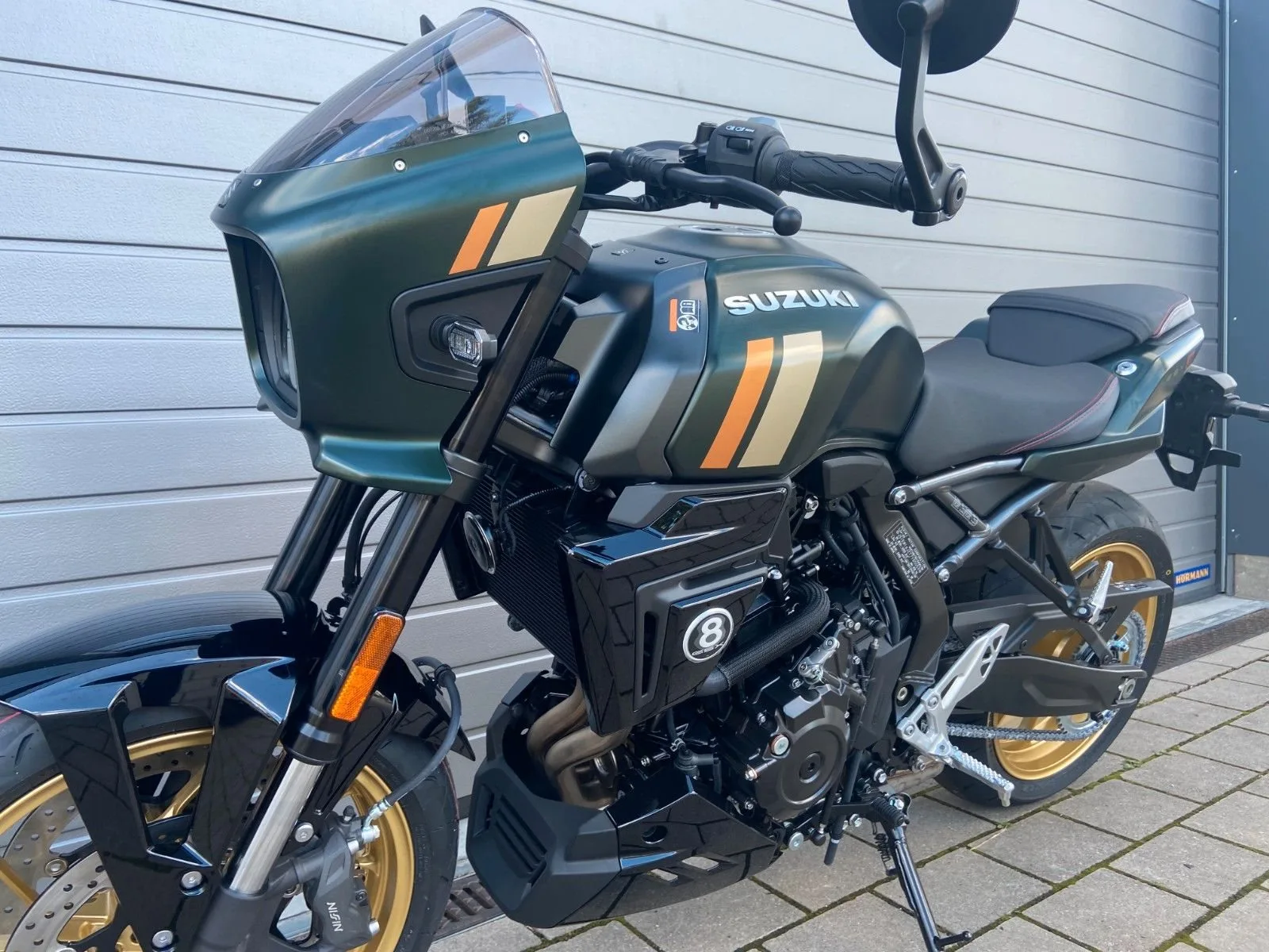 Suzuki GSX-8TT