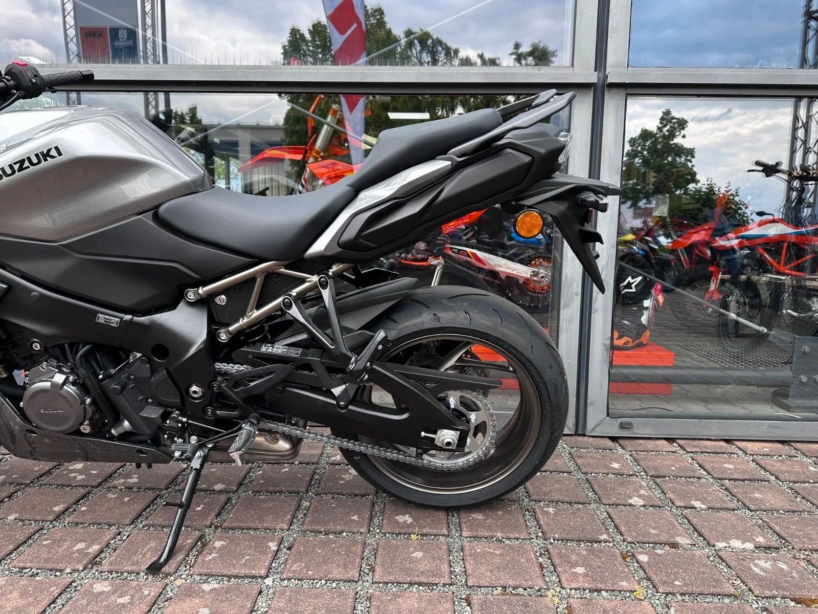 Suzuki GSX-S1000GT