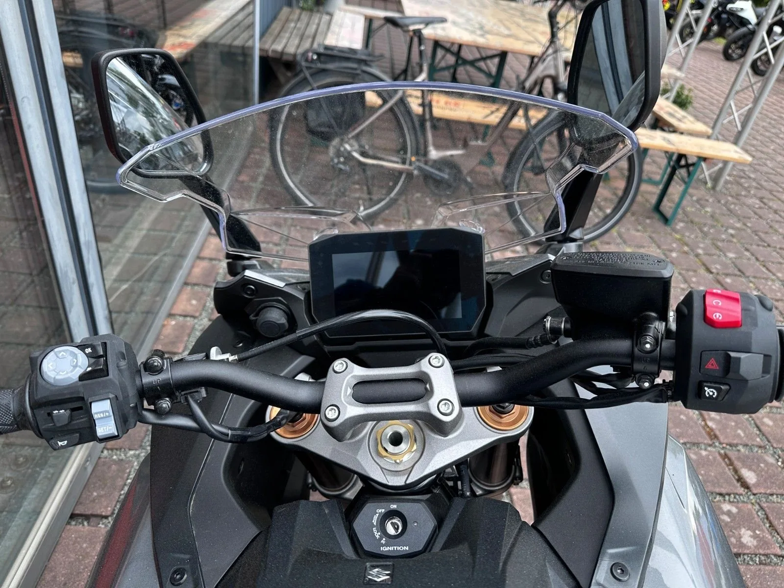 Suzuki GSX-S1000GT