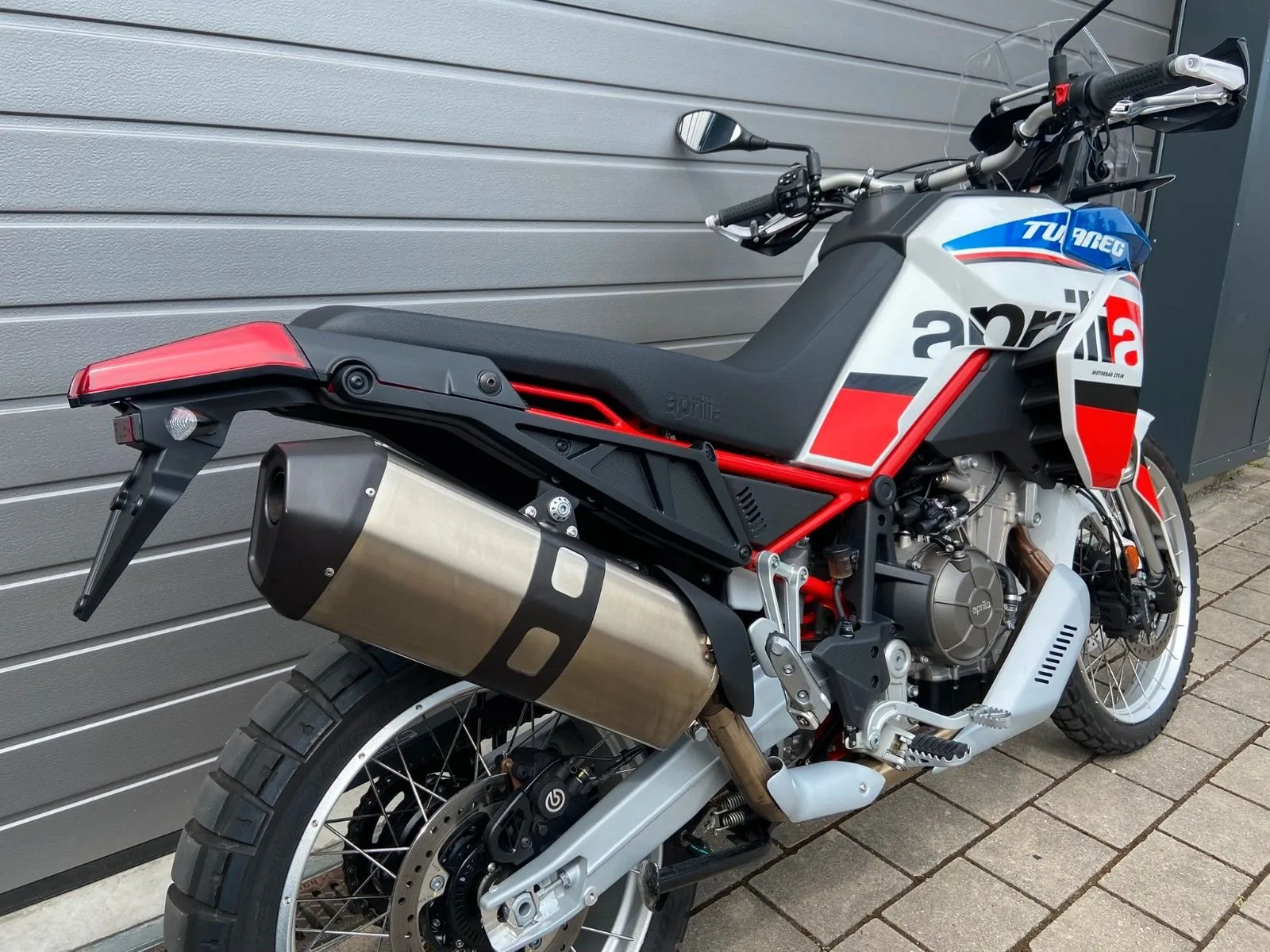 Aprilia Tuareg 660