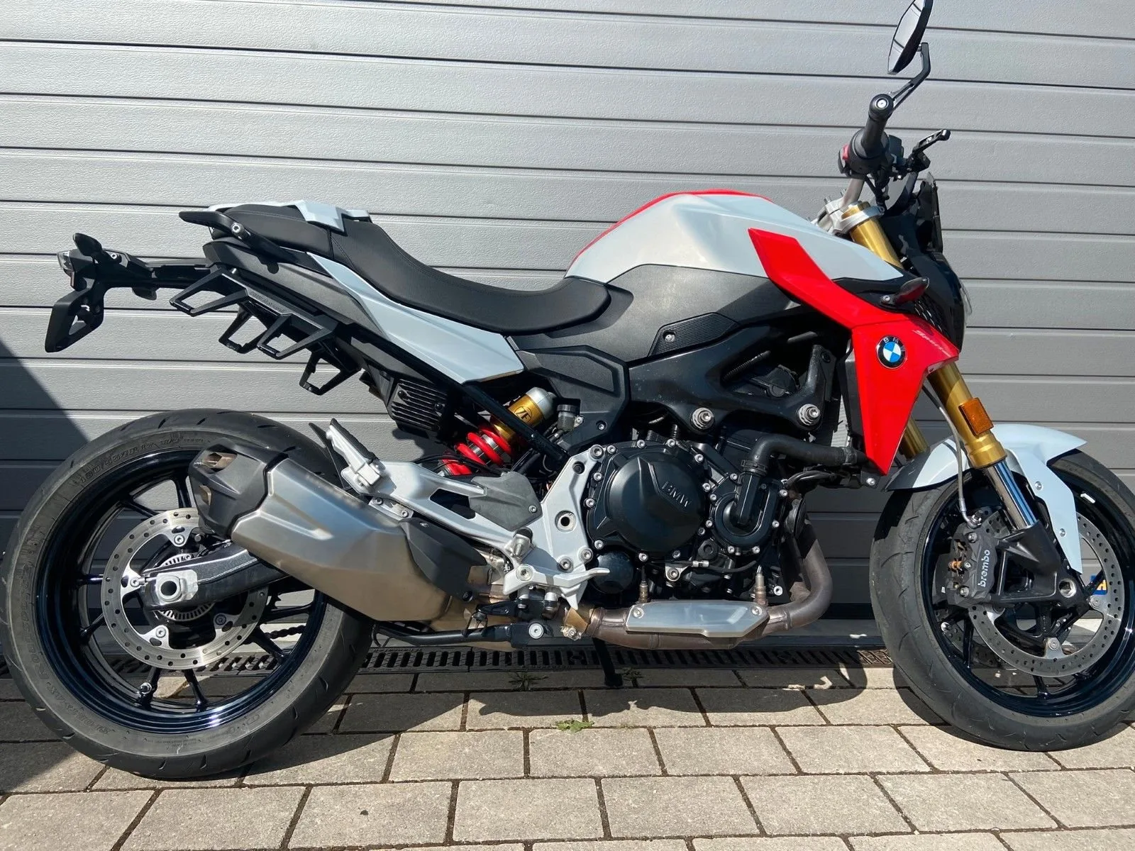 BMW F 900 R