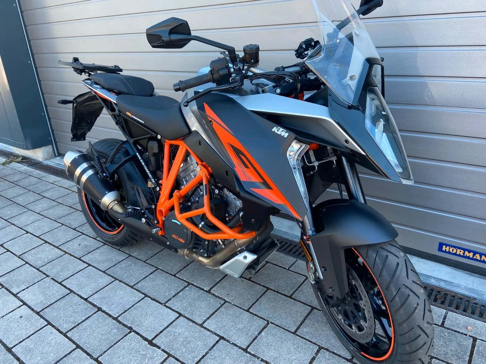 KTM 1290 Super Duke GT 1.Hand, Koffer etc.