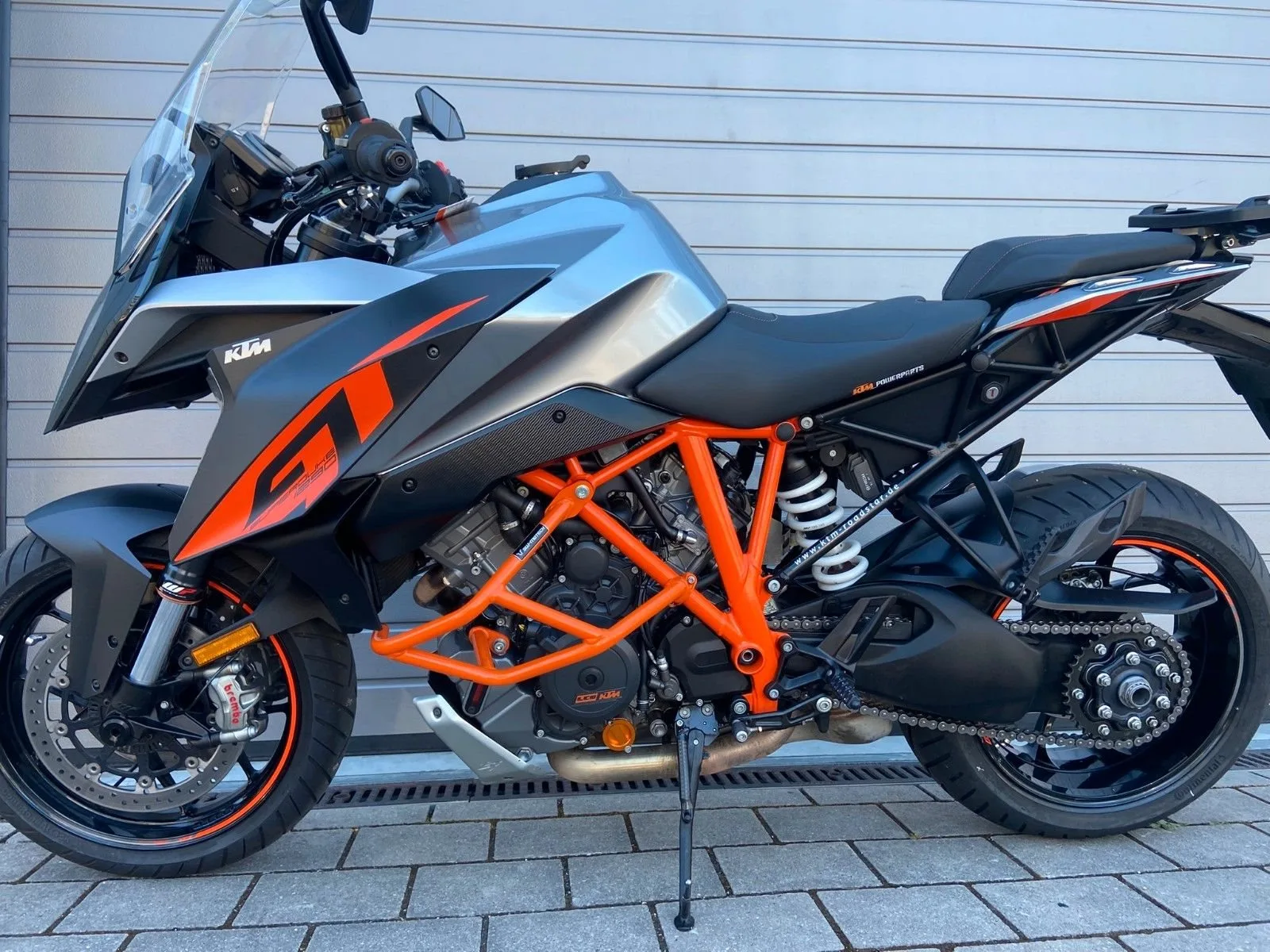 KTM 1290 Super Duke GT 1.Hand, Koffer etc.