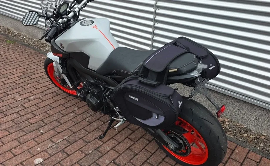 Yamaha MT-09