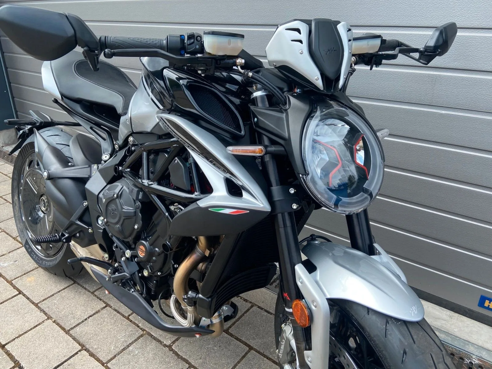 MV Agusta Dragster RR Ottantesimo