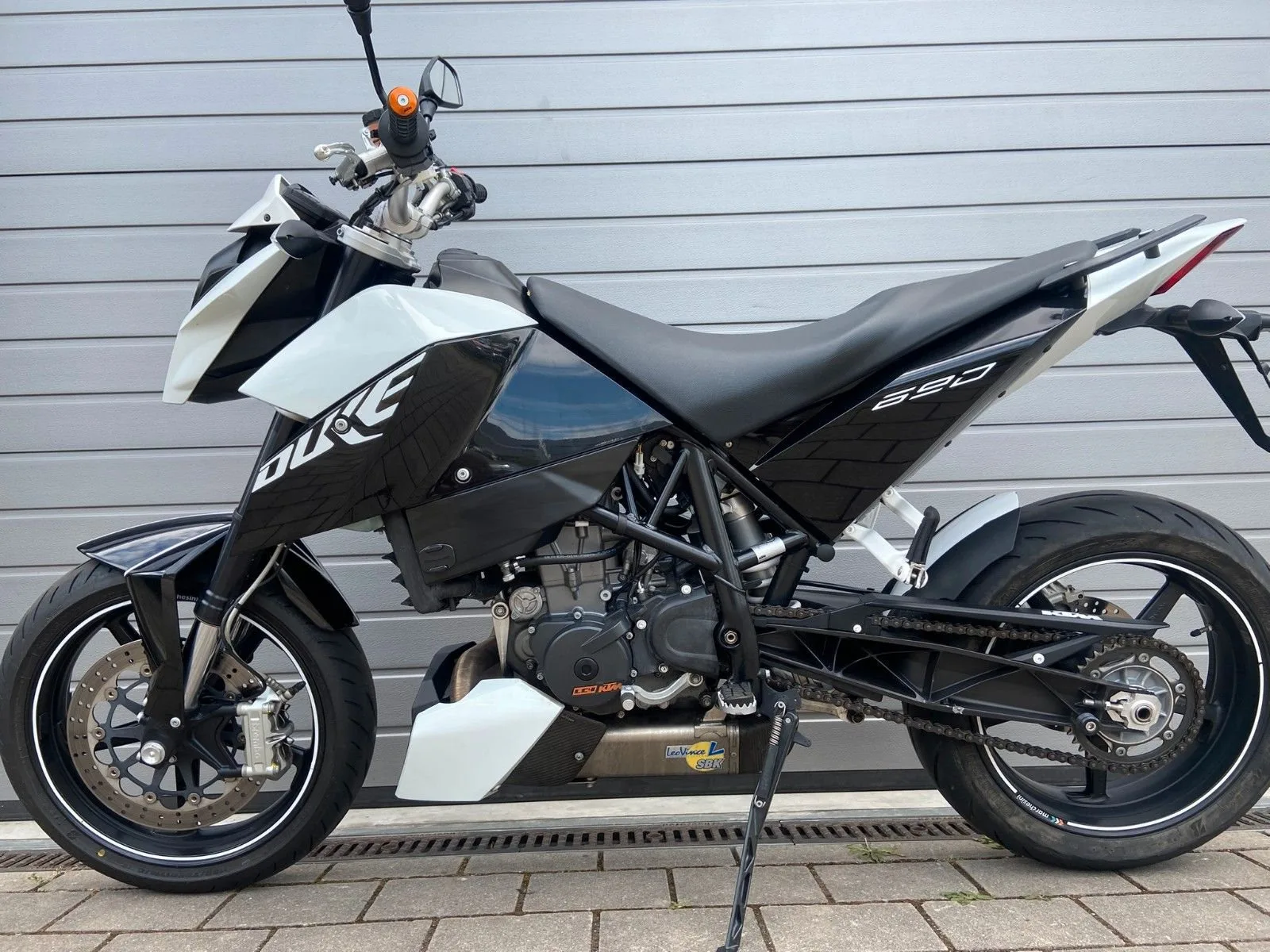 KTM 690 Duke