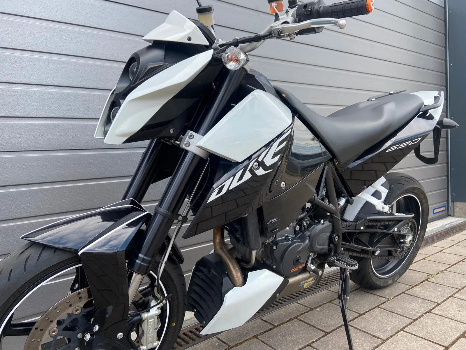 KTM 690 Duke