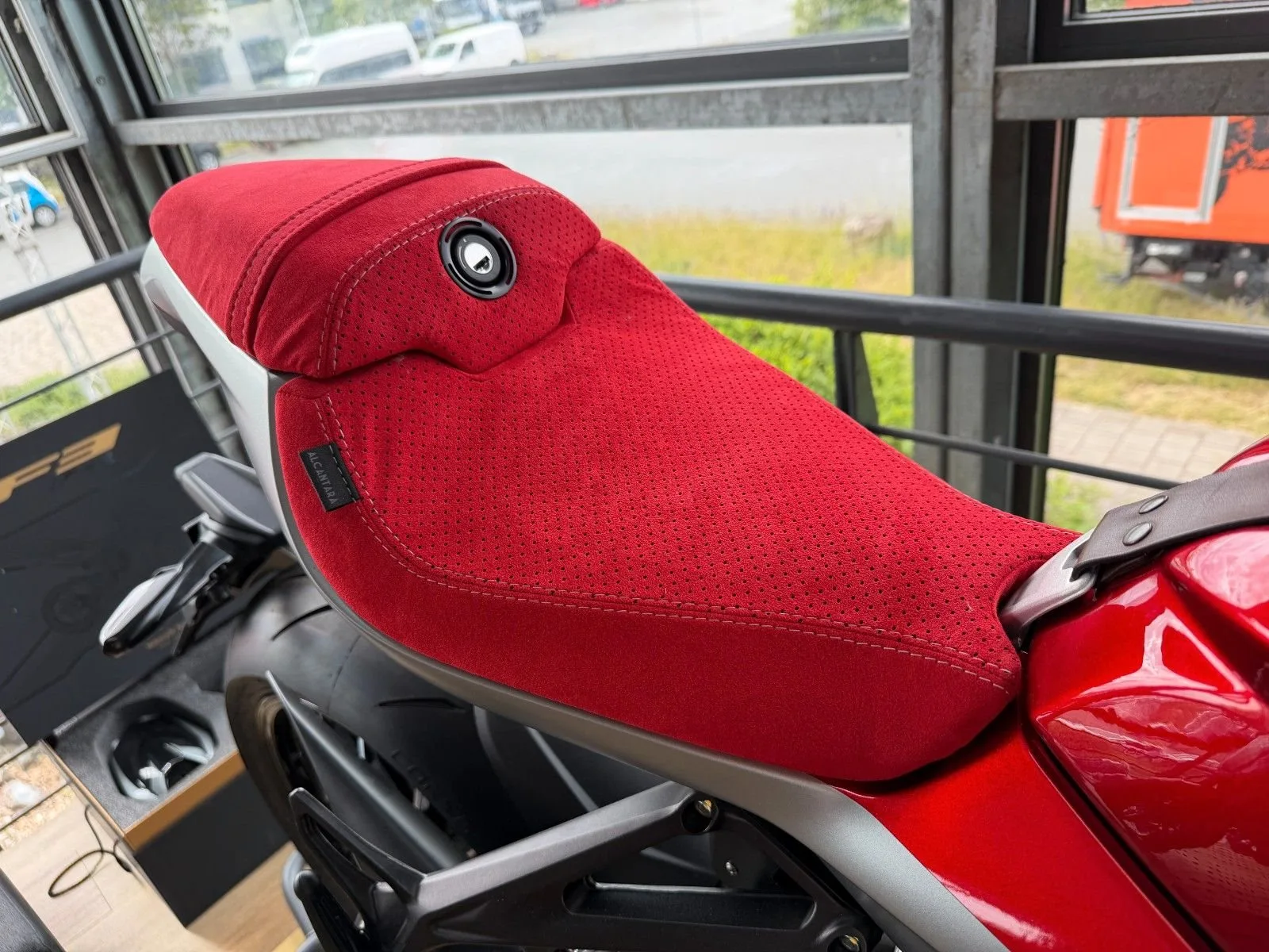 MV Agusta Superveloce S Ottantesimo