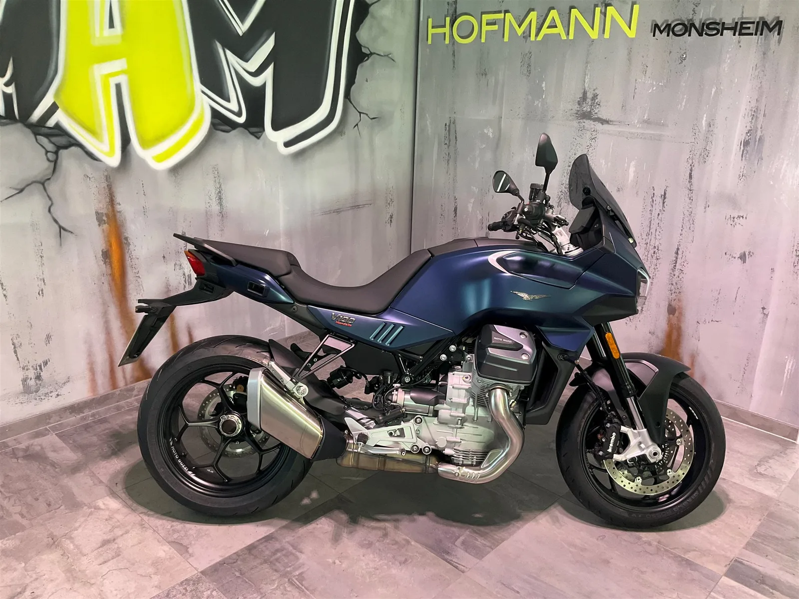 Moto Guzzi V100 Mandello Ex Vorführer aus EZ 07/2025