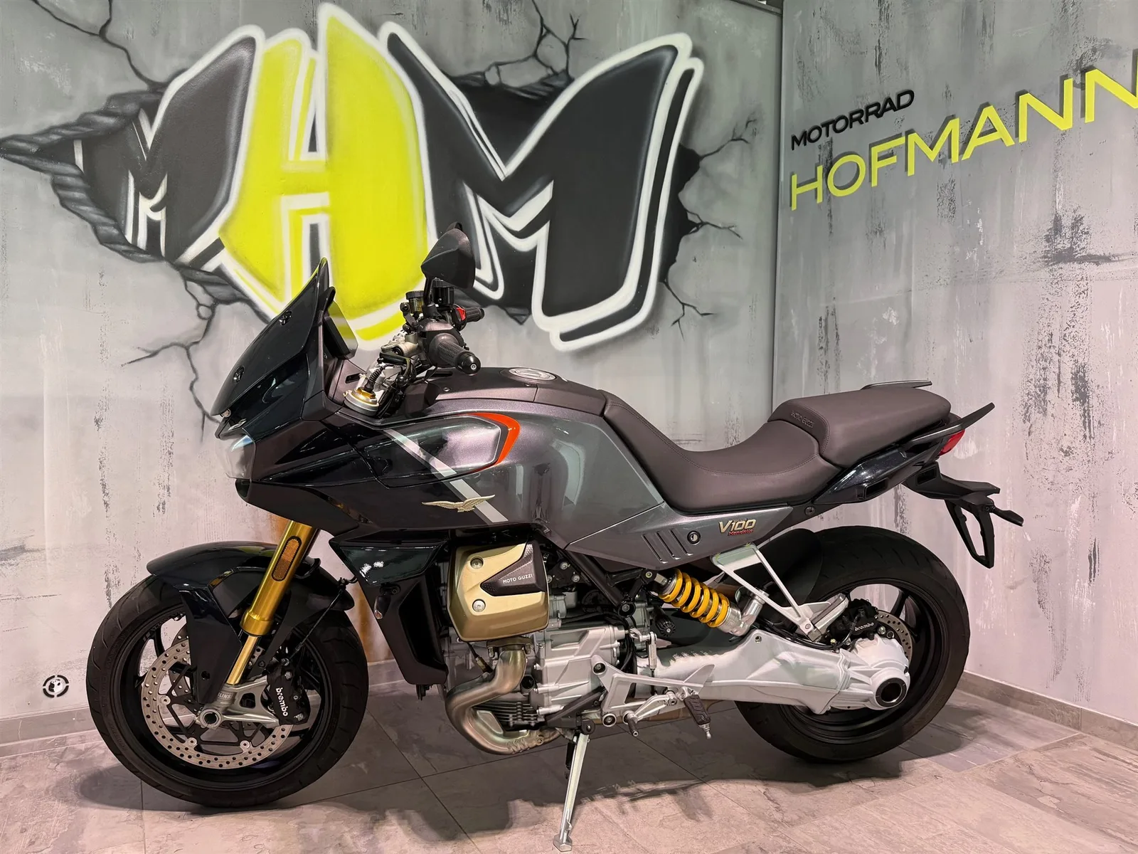 Moto Guzzi V100 Mandello S