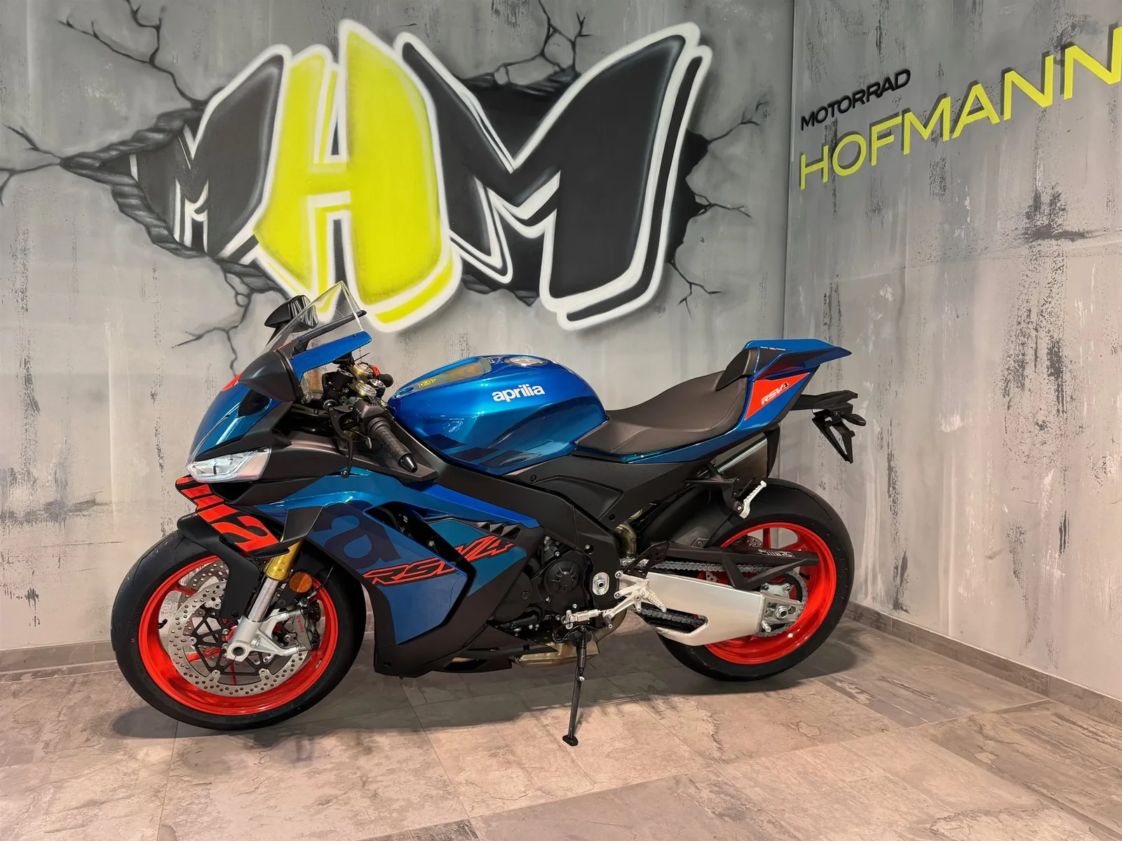 Aprilia RSV4 1100 Aprilia Promo Preis gelb und blau