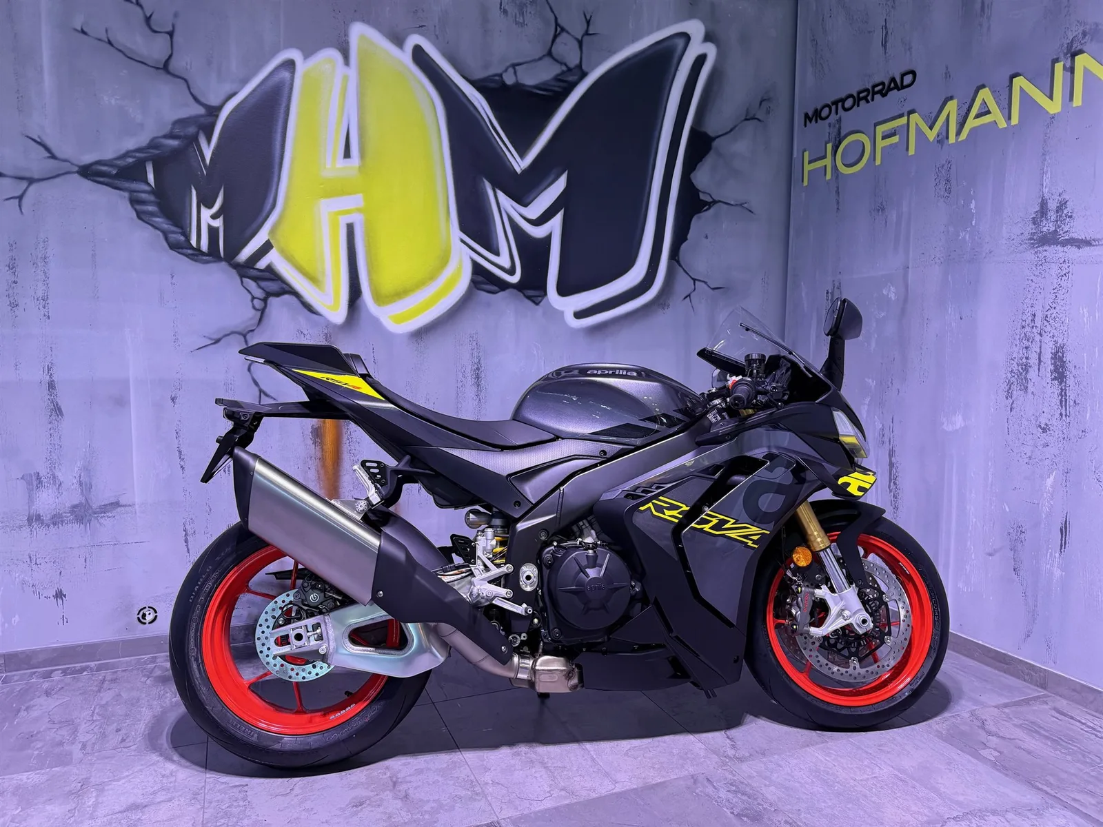 Aprilia RSV4 1100 Aprilia Promo Preis gelb und blau