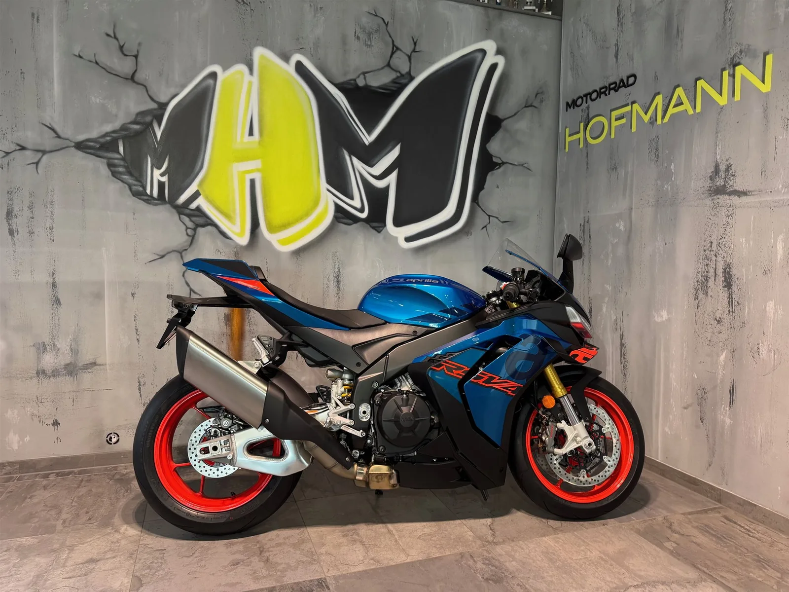 Aprilia RSV4 1100 Aprilia Promo Preis gelb und blau