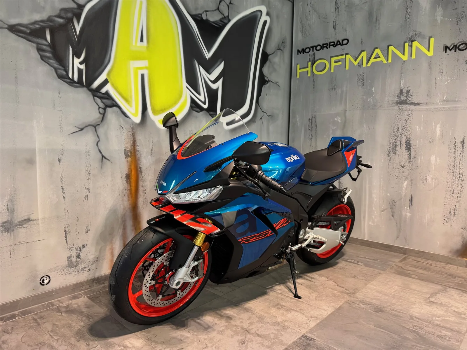 Aprilia RSV4 1100 Aprilia Promo Preis gelb und blau