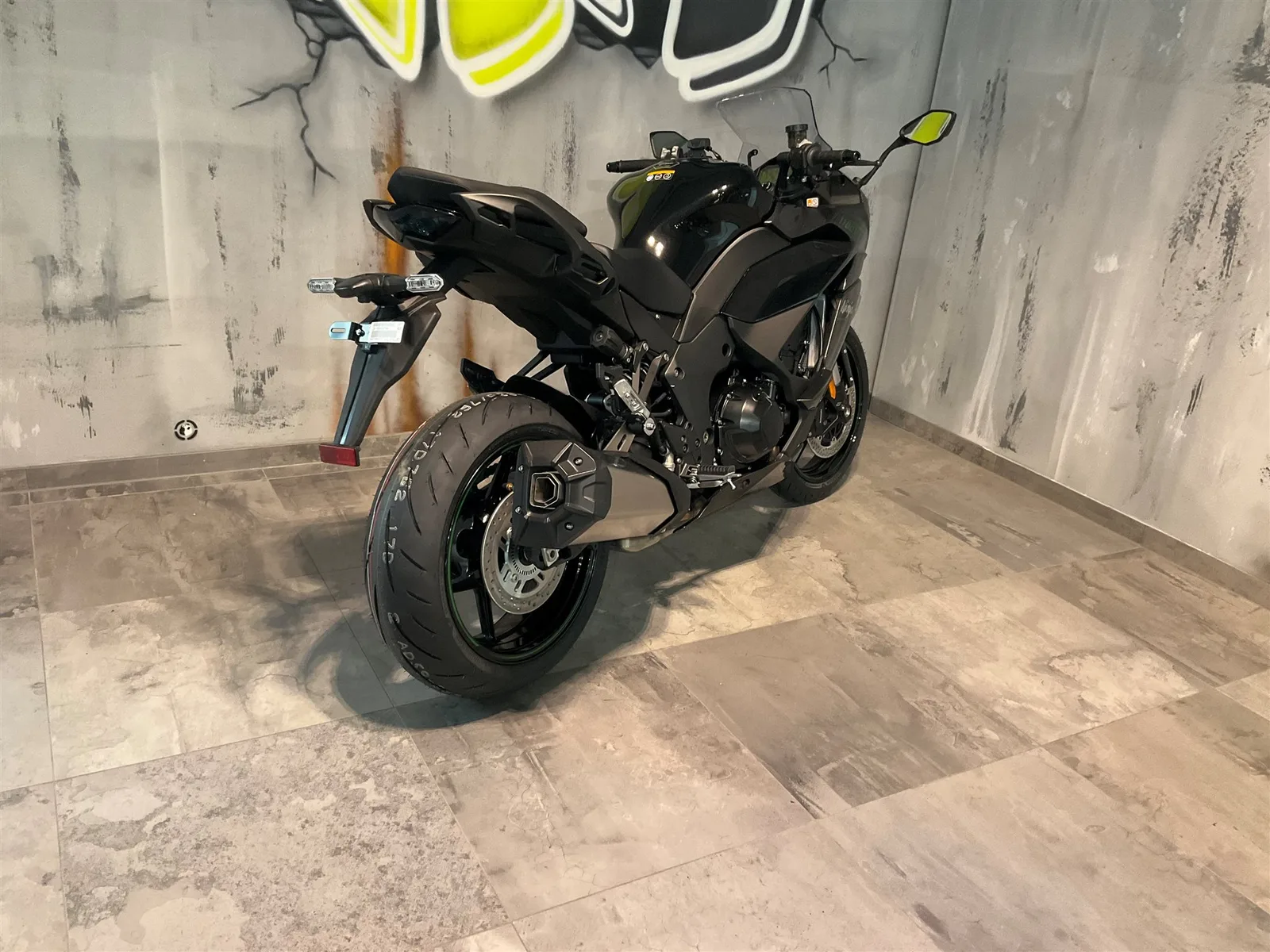 Kawasaki Ninja 1100SX Neu Eingetroffen !
