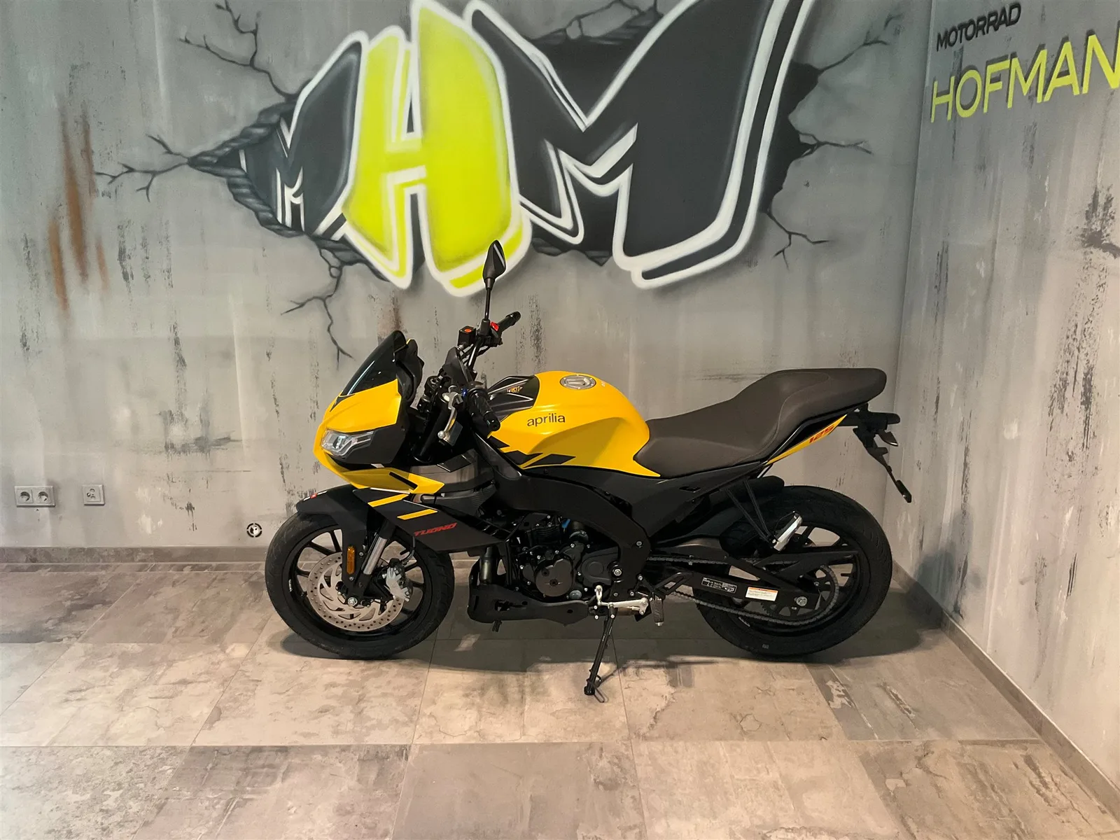 Aprilia Tuono 125