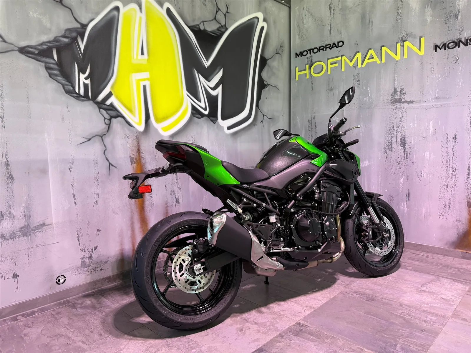 Kawasaki Z900 Neues Modell, alle Farben verfügbar
