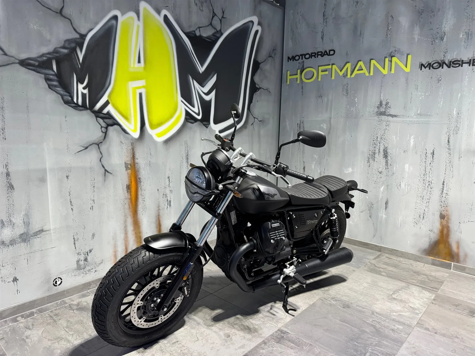 Moto Guzzi V9 Bobber SONDERPREIS 1x