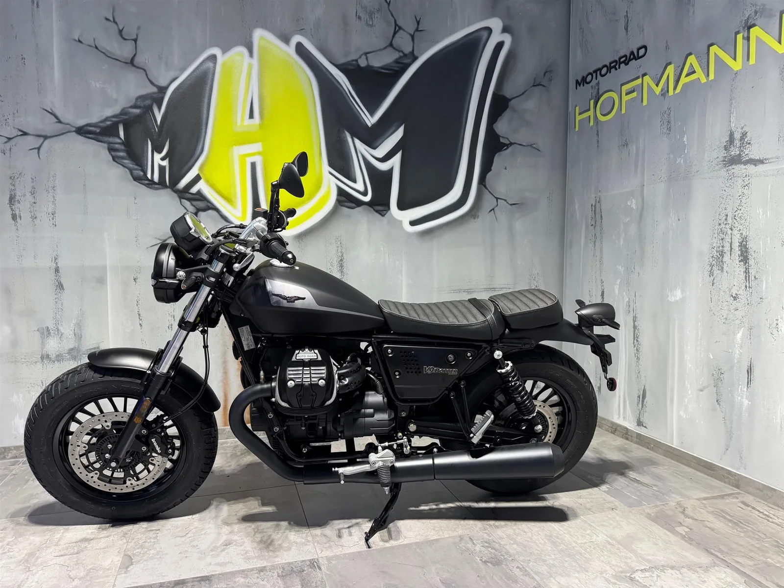 Moto Guzzi V9 Bobber SONDERPREIS 1x