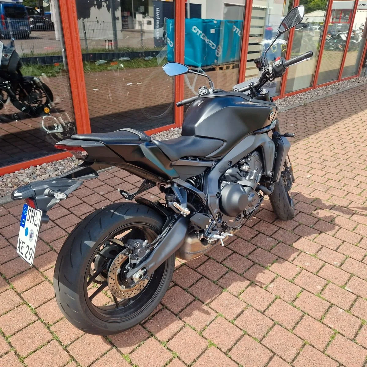 Yamaha MT-09 Y-AMT 35kW