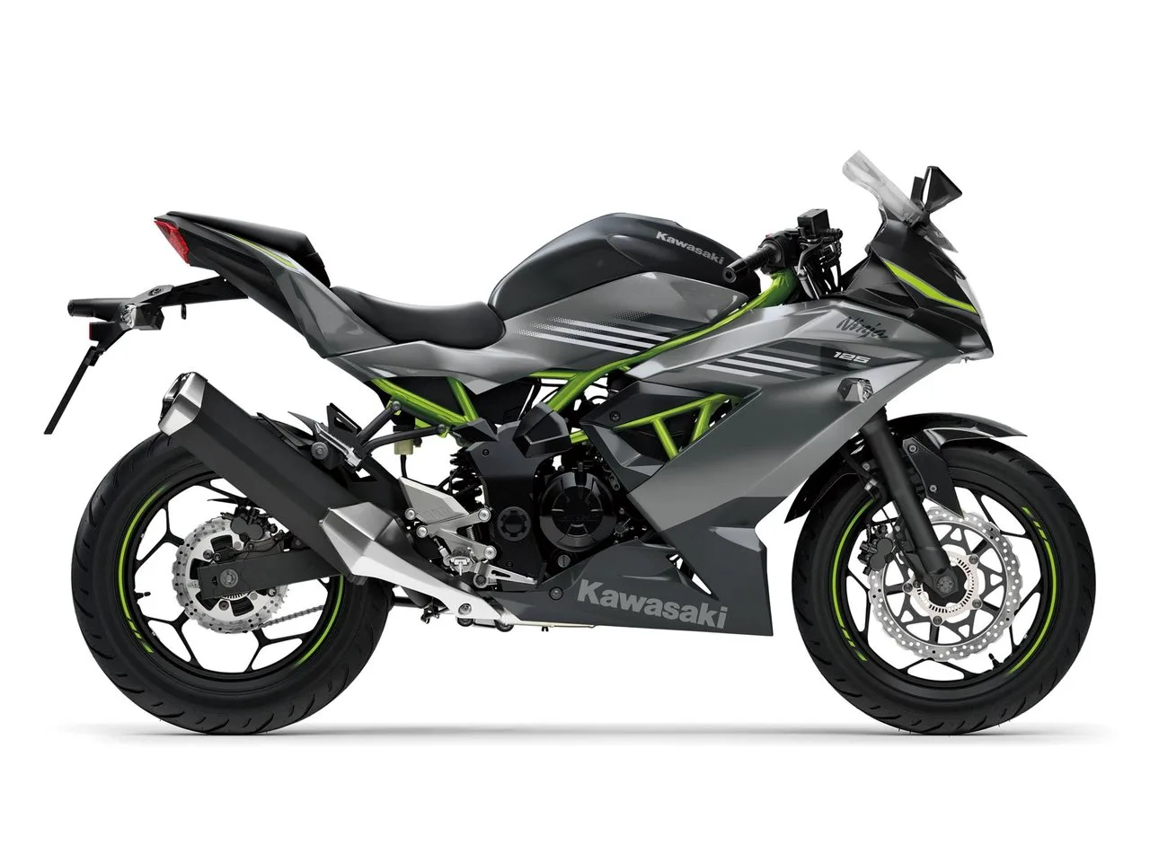 Kawasaki Ninja 125 Schwarz und Silber sofort verfügbar