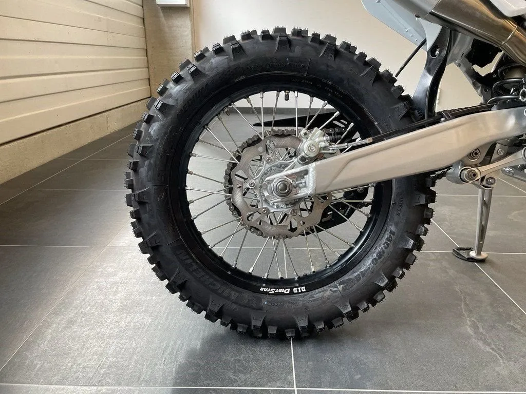 Triumph TF 450-E
