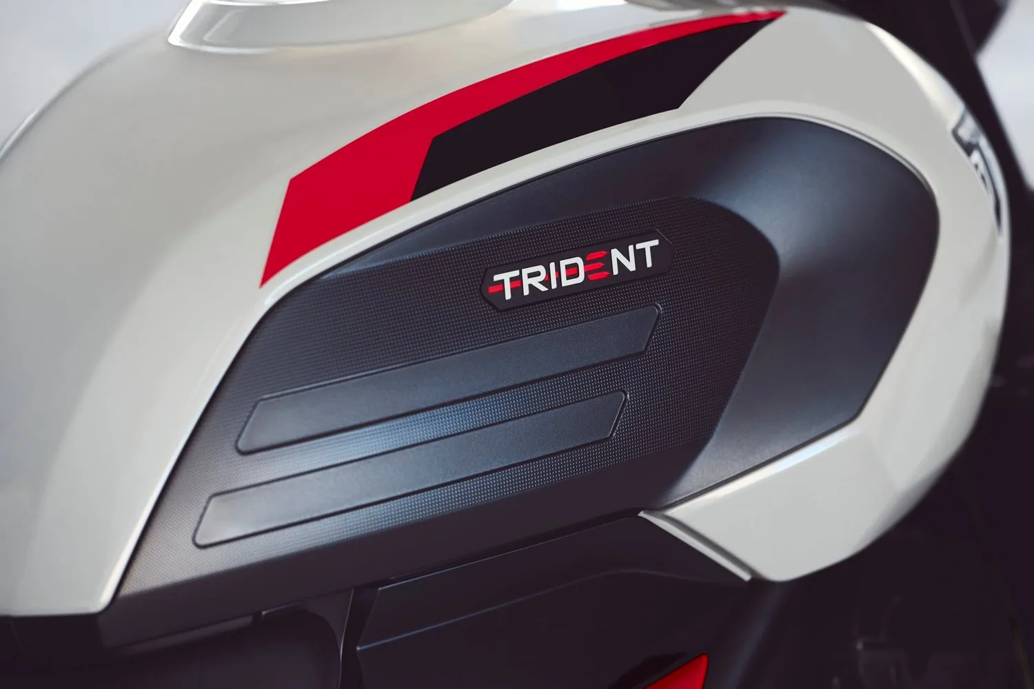 Triumph Trident 800 - Triple-Power - sofort lieferbar