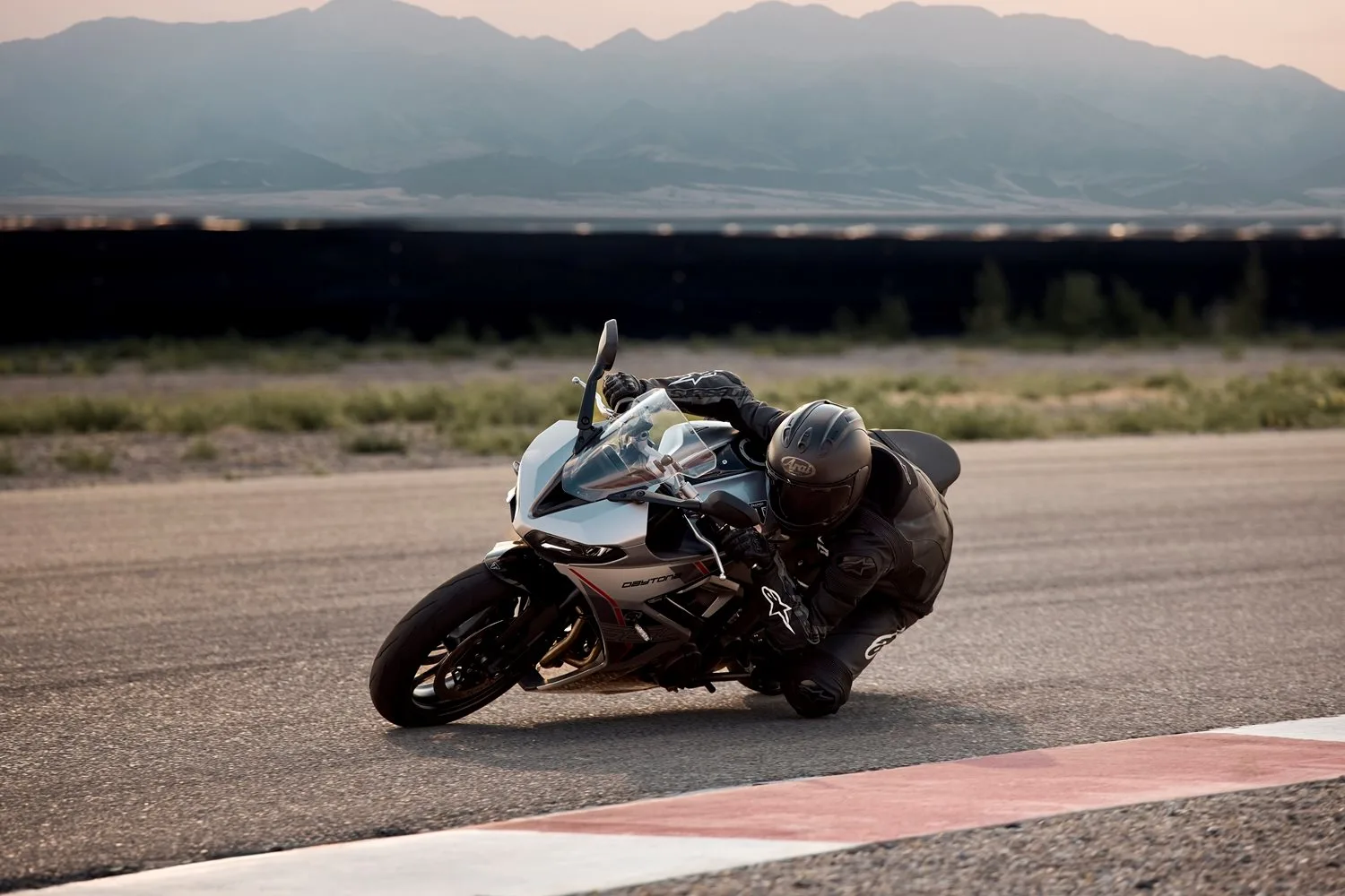 Triumph Daytona 660 - aufregende Triple-Performance