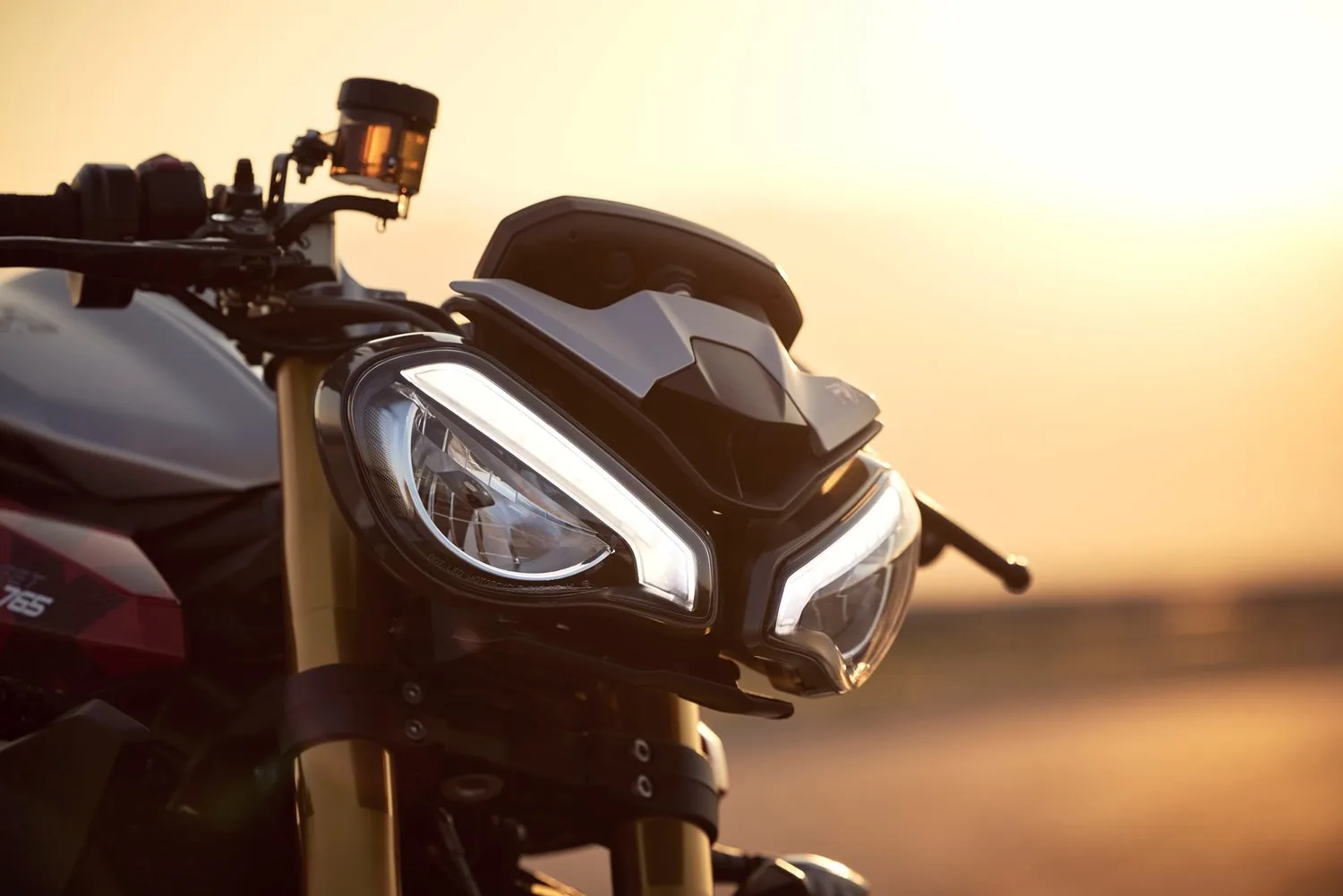 Triumph Street Triple 765 RX - ultimativer Streetfighter