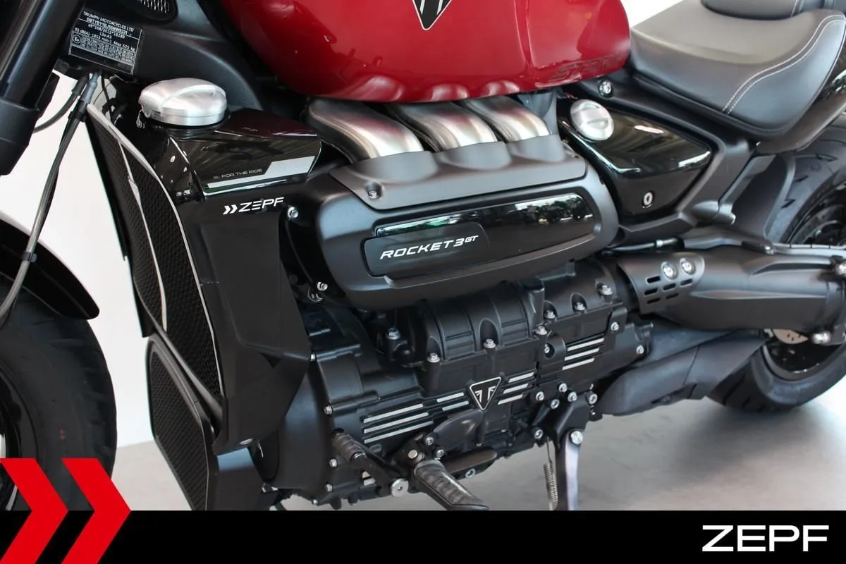 Triumph Rocket 3 Storm GT