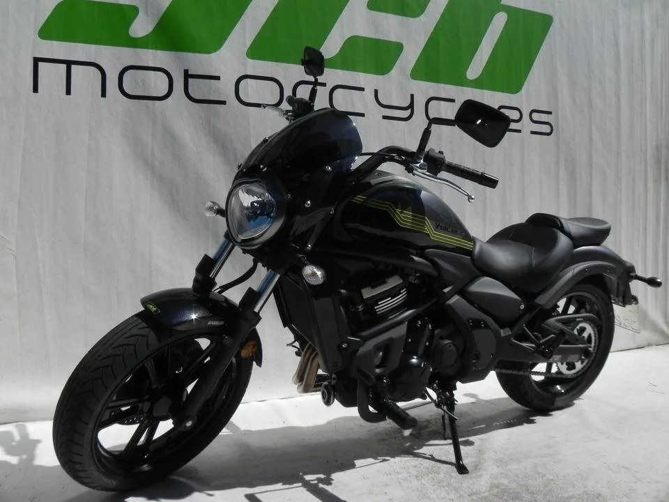 Kawasaki Vulcan S Cafe