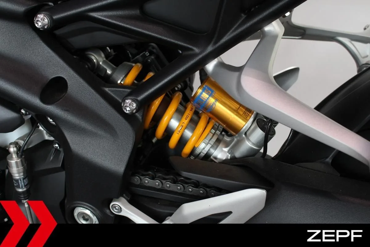 Triumph Speed Triple 1200 RR