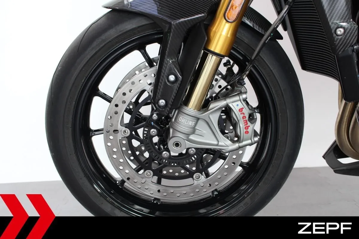 Triumph Speed Triple 1200 RR
