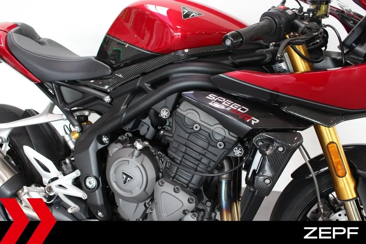 Triumph Speed Triple 1200 RR
