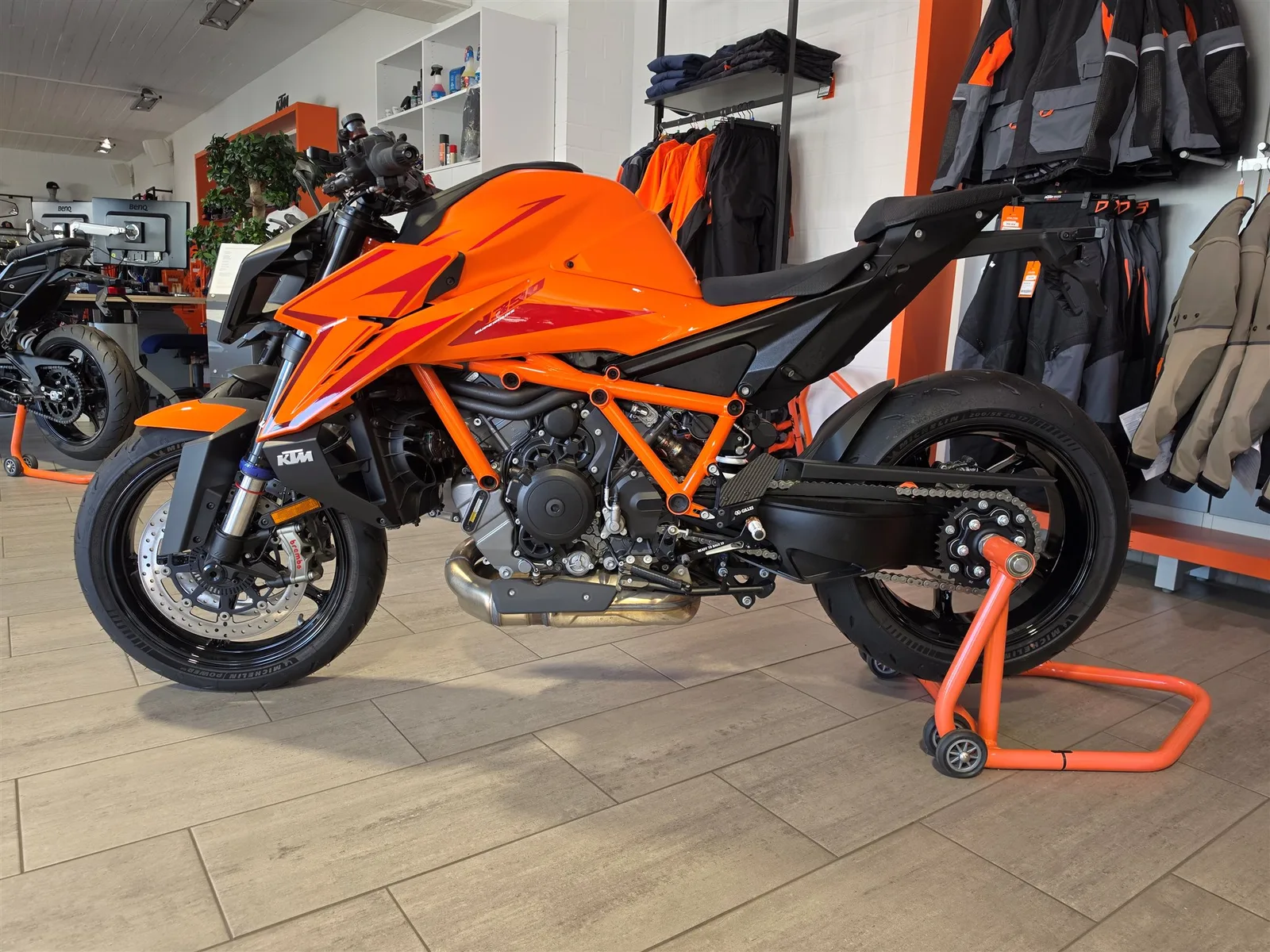 KTM 1390 Super Duke R EVO 2024
